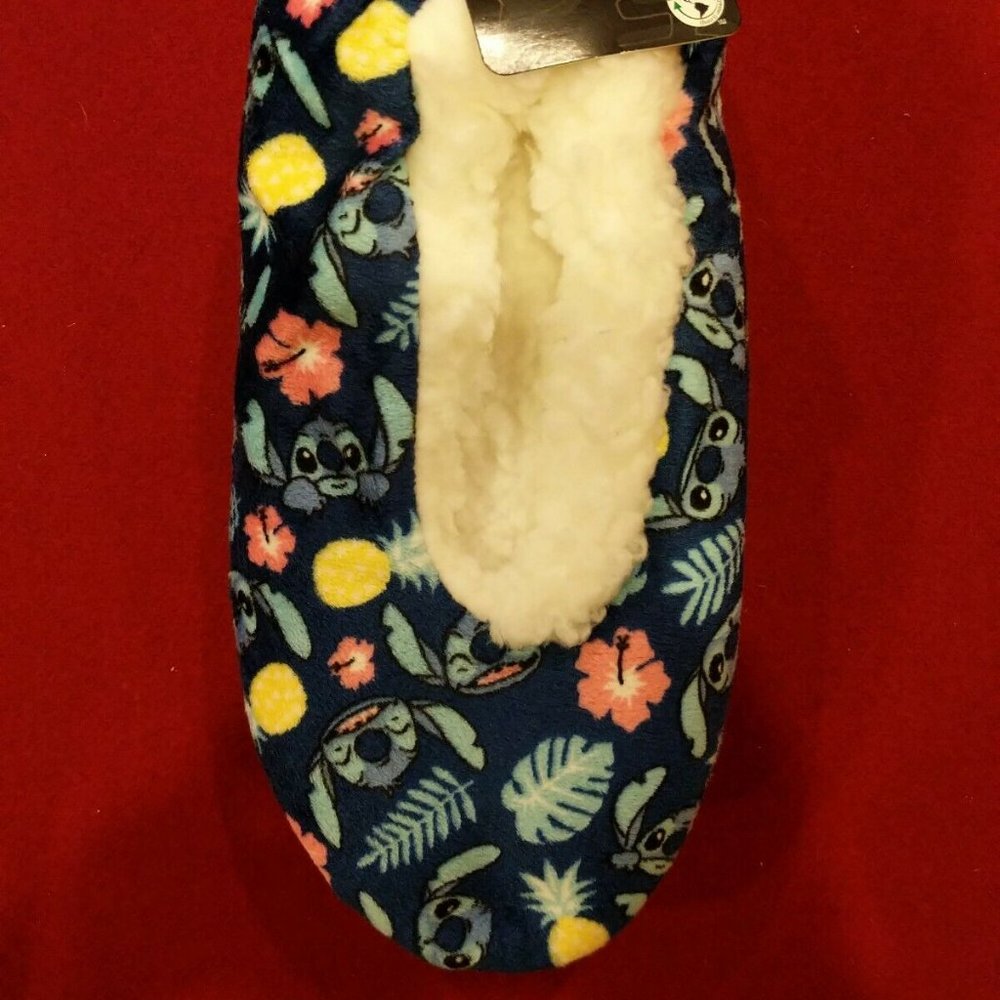Disney Lilo & Stitch Slipper Socks. Shoe Size 7-9.5